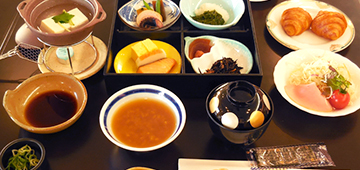 人気の奈良名物「茶がゆ」を朝食で